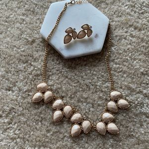 NWOT Necklace and Earring Set in Pink